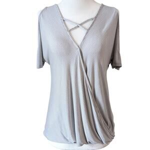 American Eagle Y2K Soft & Sexy T Criss-Cross Gray Stripe V-Neck Cutout Tee XS
